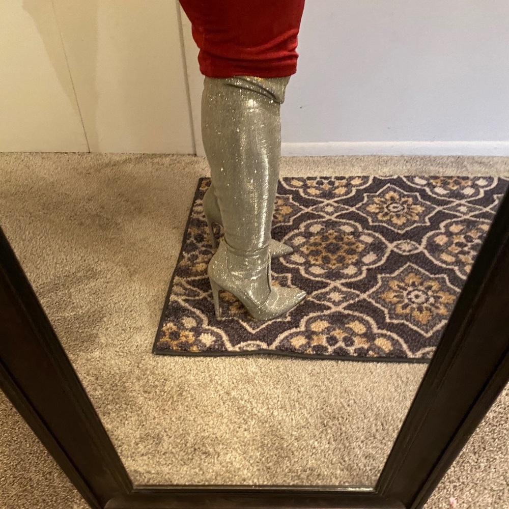 Heeled boots